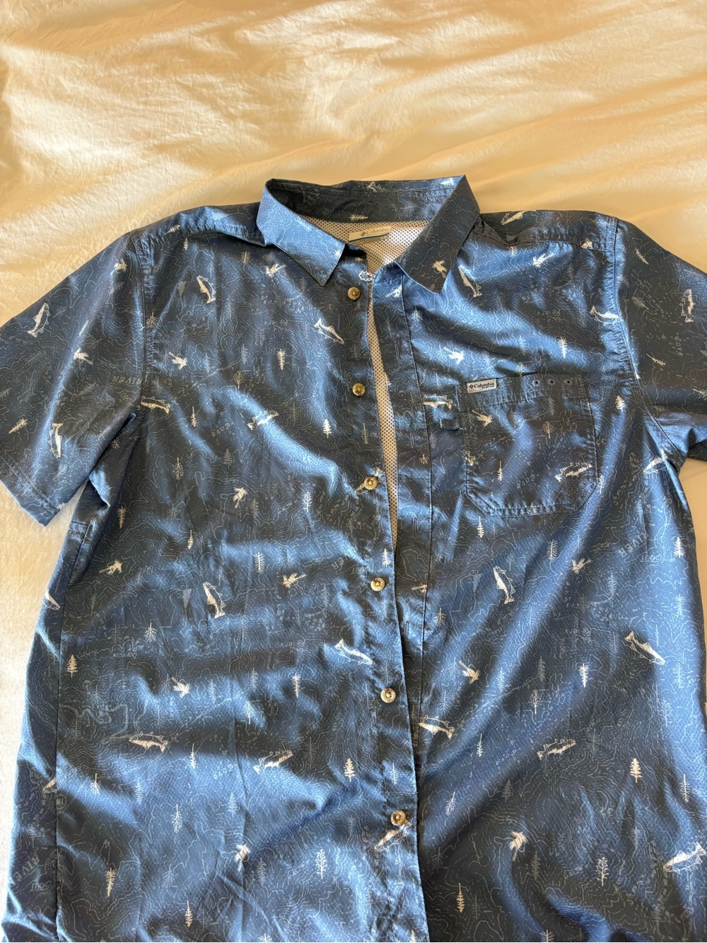 SALE- Columbia Blue Short-Sleeve Breathable Button-Down Weather-resistant